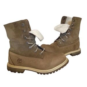 Timberland 6 Teddy Fleece Women`s Tan  Waterproof Fleece Suede Leather Boots
